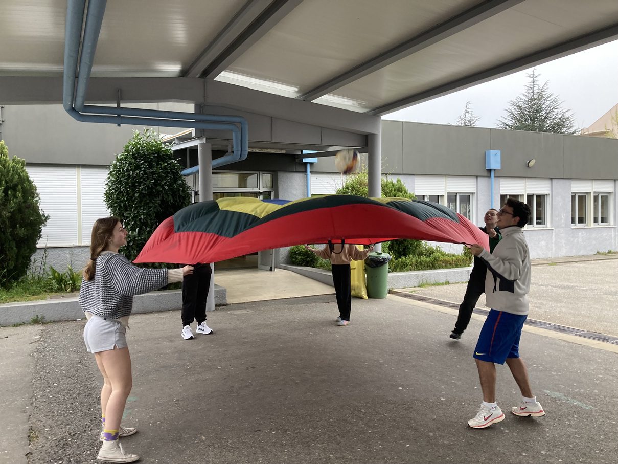 Atividade “Camões não navegou com wifi”